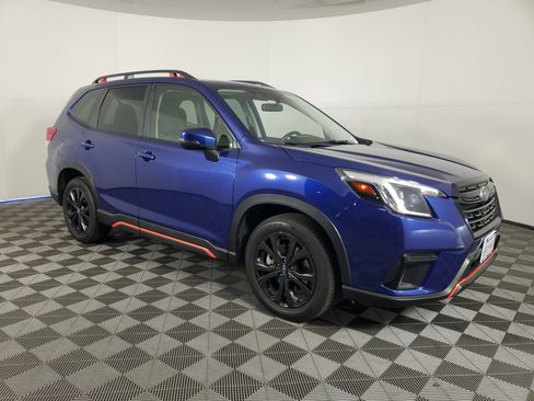 Used 2023 Subaru Forester Sport image 2
