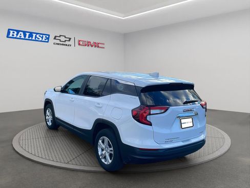 Certified 2024 GMC Terrain SLE image 8