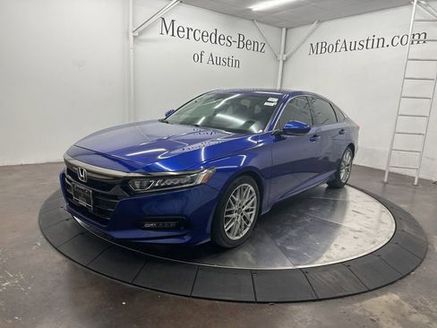Used 2019 Honda Accord Sport image 3