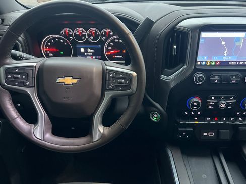 Used 2022 Chevrolet Silverado 1500 LTZ image 14