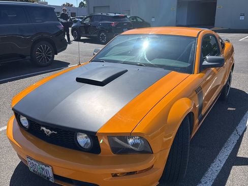 Used 2007 Ford Mustang GT Premium RWD image 1
