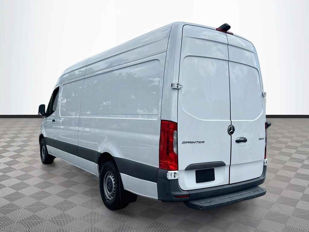 Used 2023 Mercedes-Benz Sprinter 2500 image 8