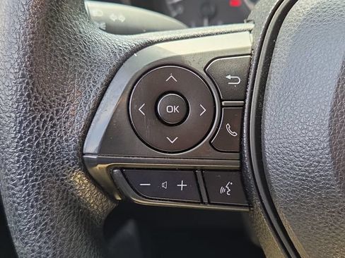 Used 2020 Toyota Corolla LE FWD image 23