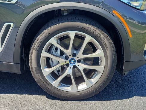 Used 2022 BMW X5 xDrive45e w/ Climate Comfort Package AWD/4WD image 5