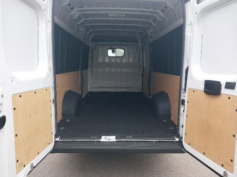 Used 2025 RAM ProMaster 3500 w/ Safety Group FWD image 13