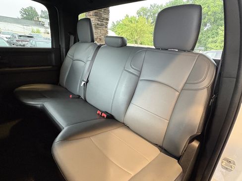 Used 2021 RAM 2500 Tradesman w/ Chrome Appearance Group AWD/4WD image 27