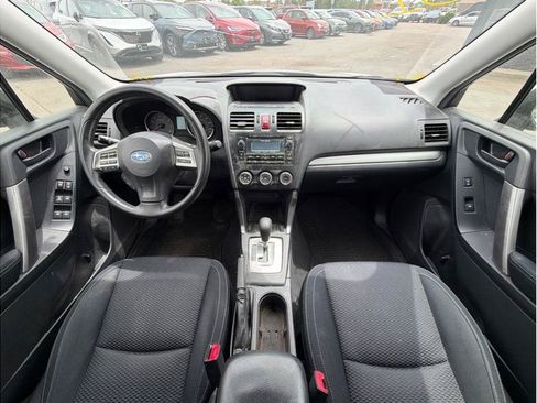 Used 2015 Subaru Forester 2.5i Premium w/ Popular Package #2 AWD/4WD image 4