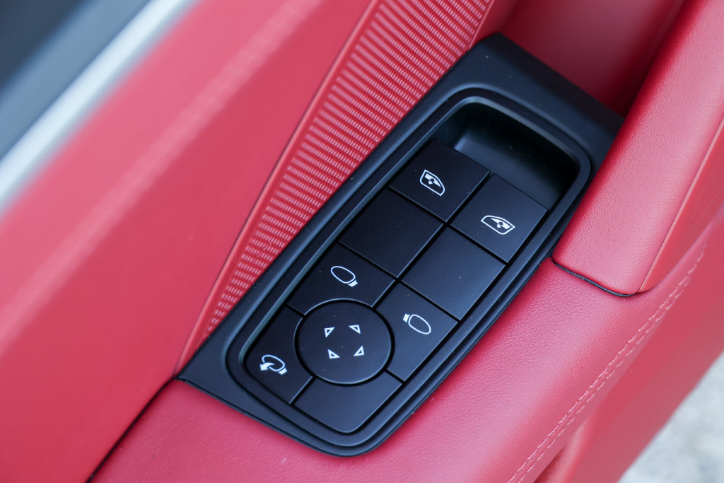 Certified 2026 Porsche 911 Carrera S RWD image 31