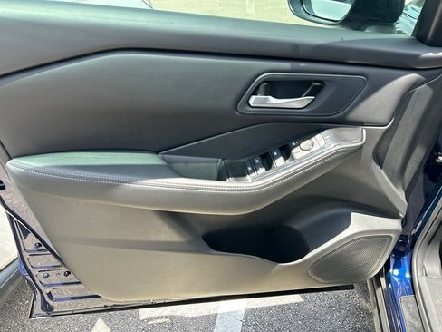 New 2026 Nissan Rogue SV FWD image 18