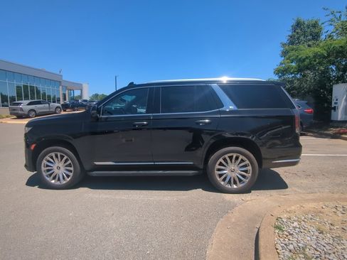 Used 2022 Cadillac Escalade Premium Luxury AWD/4WD image 6