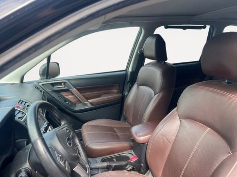 Used 2017 Subaru Forester 2.5i Touring w/ Popular Package #2 AWD/4WD image 11
