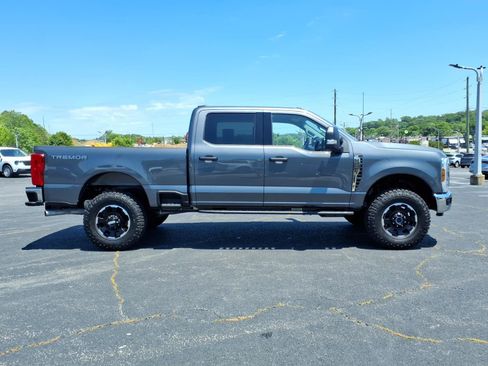 Used 2026 Ford F250 XLT w/ Tremor Off-Road Package AWD/4WD image 9