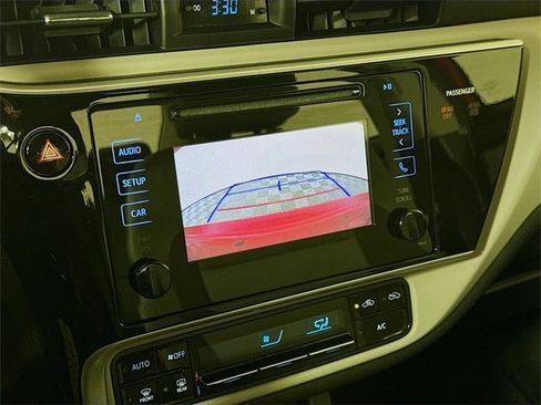 Certified 2017 Toyota Corolla LE image 22