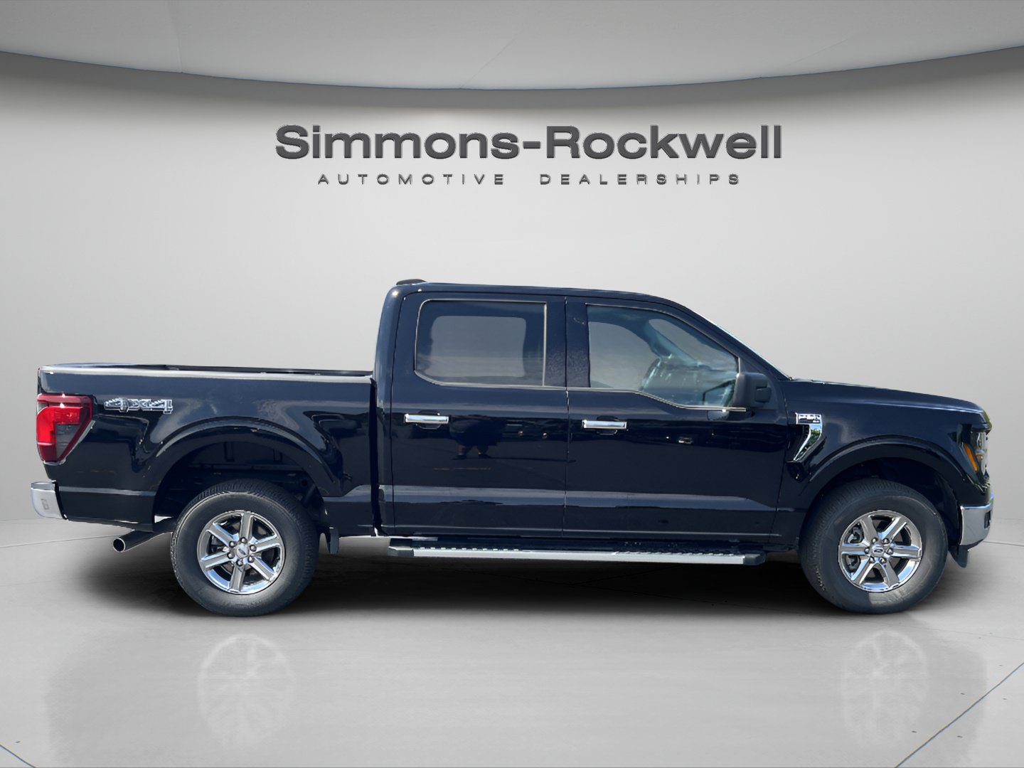 Used 2025 Ford F150 XLT w/ Equipment Group 301A Standard AWD/4WD image 6