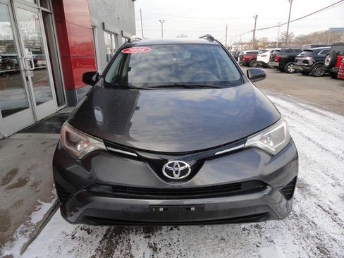 Used 2016 Toyota RAV4 LE image 7