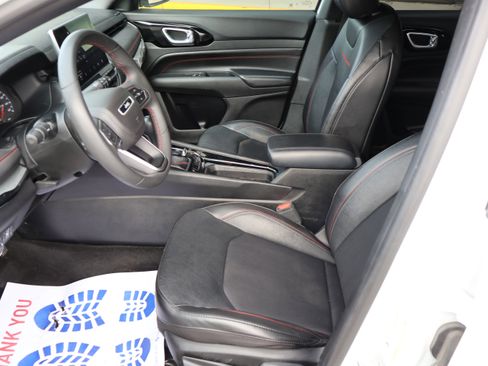 Used 2023 Jeep Compass Trailhawk image 41