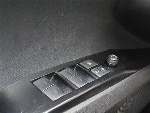 Used 2025 Toyota Camry LE image 18