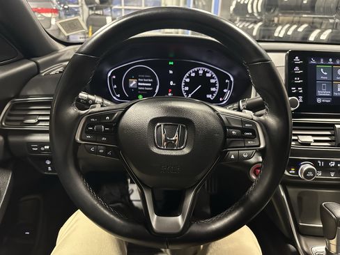 Used 2022 Honda Accord Sport image 8