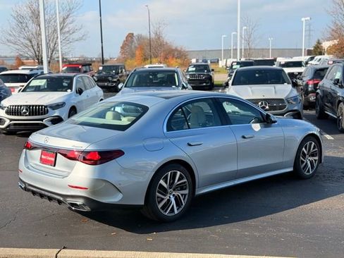 New 2026 Mercedes-Benz E 350 4MATIC Sedan image 6