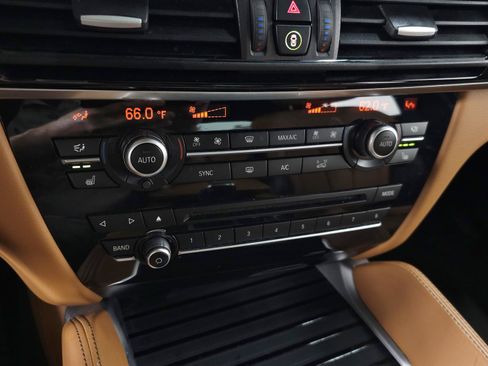 Used 2019 BMW X6 xDrive35i AWD/4WD image 33