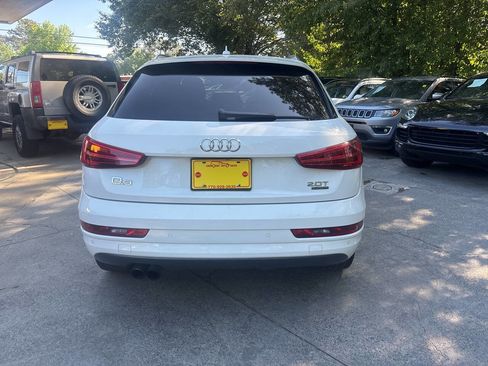 Used 2018 Audi Q3 2.0T Premium AWD/4WD image 6