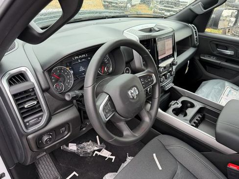 New 2026 RAM 1500 Express image 15