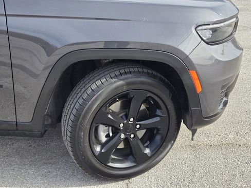 Used 2024 Jeep Grand Cherokee L Altitude image 6