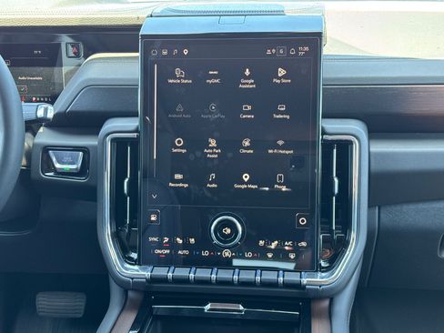 New 2026 GMC Yukon XL Denali w/ Denali Reserve Package AWD/4WD image 26
