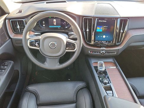 Certified 2023 Volvo XC60 B6 Ultimate image 11