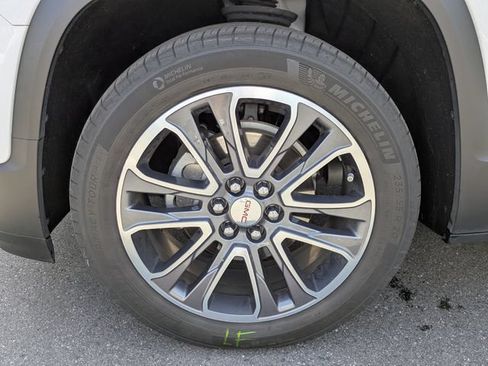 Used 2020 GMC Acadia AT4 w/ Driver Alert Package II AWD/4WD image 11