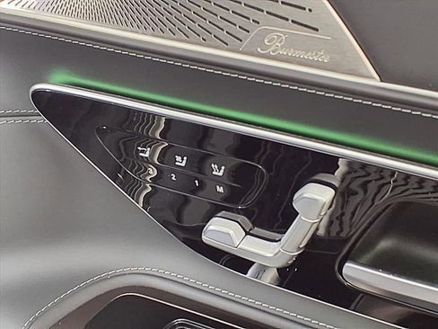 Used 2023 Mercedes-Benz SL 43 AMG w/ Driver Assistance Package image 9