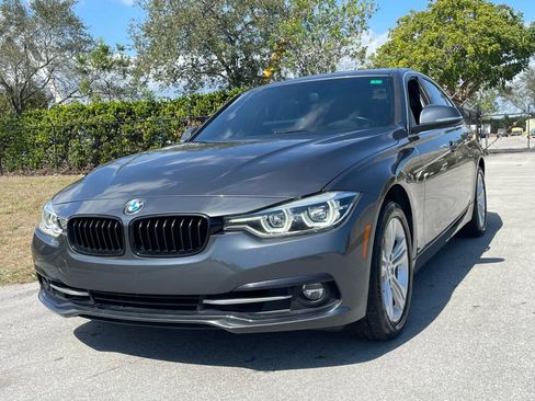 Used 2017 BMW 330i Sedan image 4
