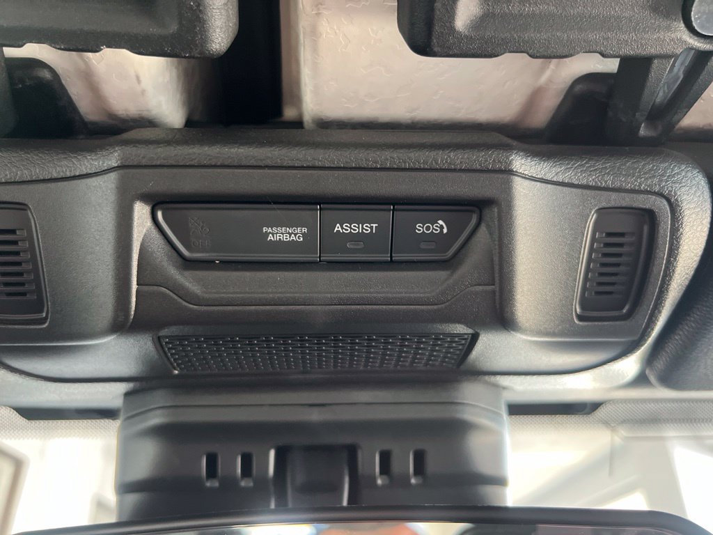 Used 2025 Jeep Wrangler Unlimited Sahara AWD/4WD image 52