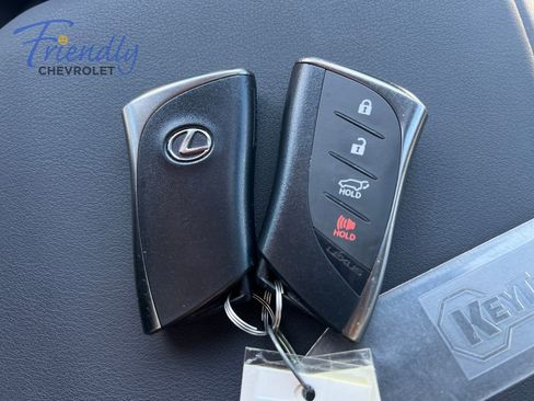 Used 2024 Lexus GX 550 w/ Accessory Package (2T) AWD/4WD image 40