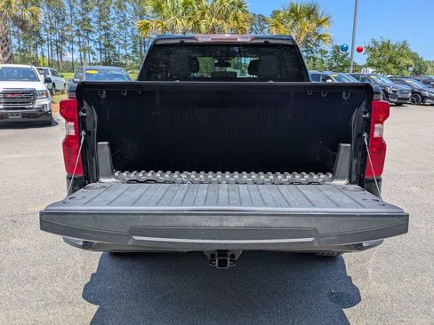 Used 2023 Chevrolet Silverado 1500 LT AWD/4WD image 13