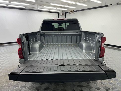 Used 2023 Chevrolet Silverado 1500 Custom image 19