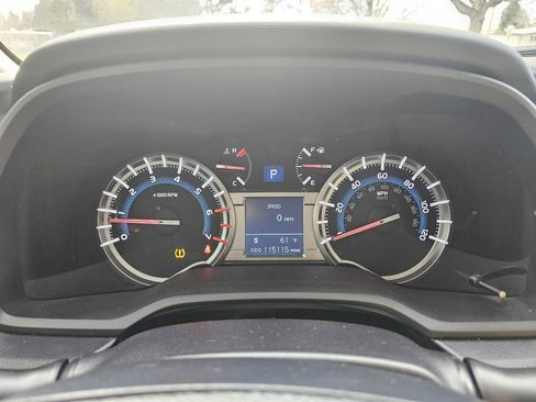 Used 2016 Toyota 4Runner SR5 image 16