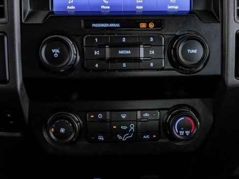 Used 2020 Ford F250 XL w/ STX Appearance Package image 23