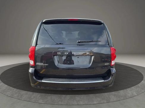 Used 2020 Dodge Grand Caravan GT FWD image 6