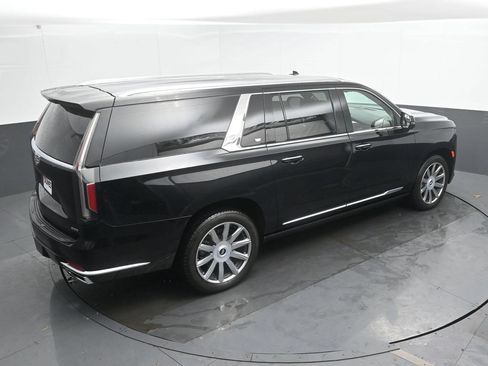 Used 2024 Cadillac Escalade ESV Premium Luxury Platinum AWD/4WD image 34