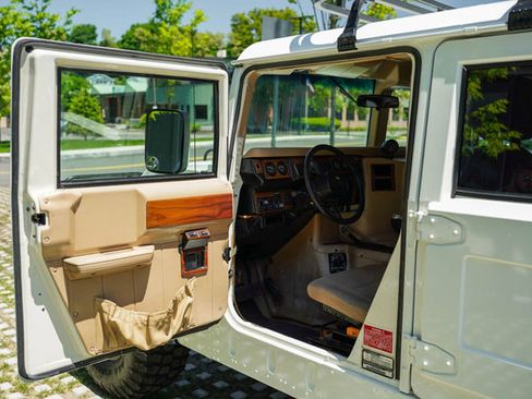 Used 1995 HUMMER H1 4-Door Wagon image 50