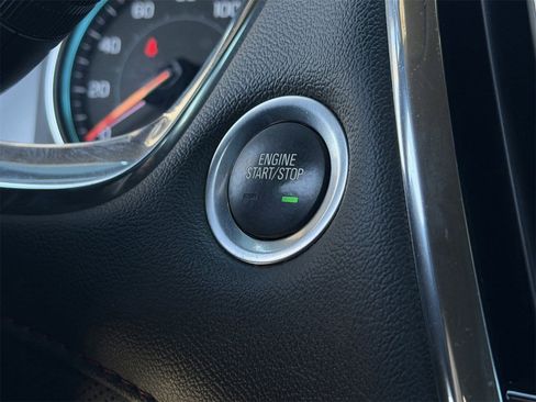 Certified 2023 Chevrolet Traverse RS image 23