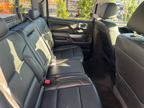 Used 2017 Chevrolet Silverado 1500 LTZ Z71 w/ Midnight Edition AWD/4WD image 15