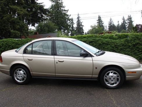 Used 1996 Saturn S-Series SL2 FWD image 11