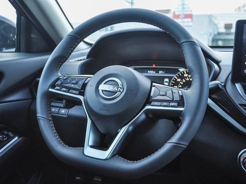 New 2025 Nissan Altima 2.5 SR w/ SR Premium Package image 16