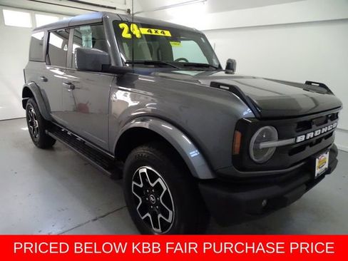 Used 2024 Ford Bronco Outer Banks AWD/4WD image 1