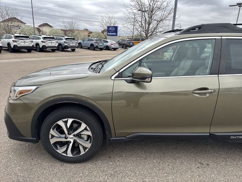 Used 2020 Subaru Outback Limited w/ Popular Package #2 image 15