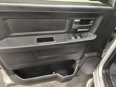 Used 2013 RAM 1500 Express image 36