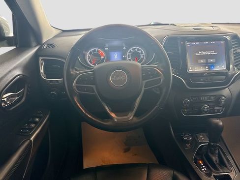 Used 2019 Jeep Cherokee Limited AWD/4WD image 21