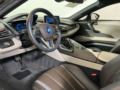 Used 2015 BMW i8 image 21
